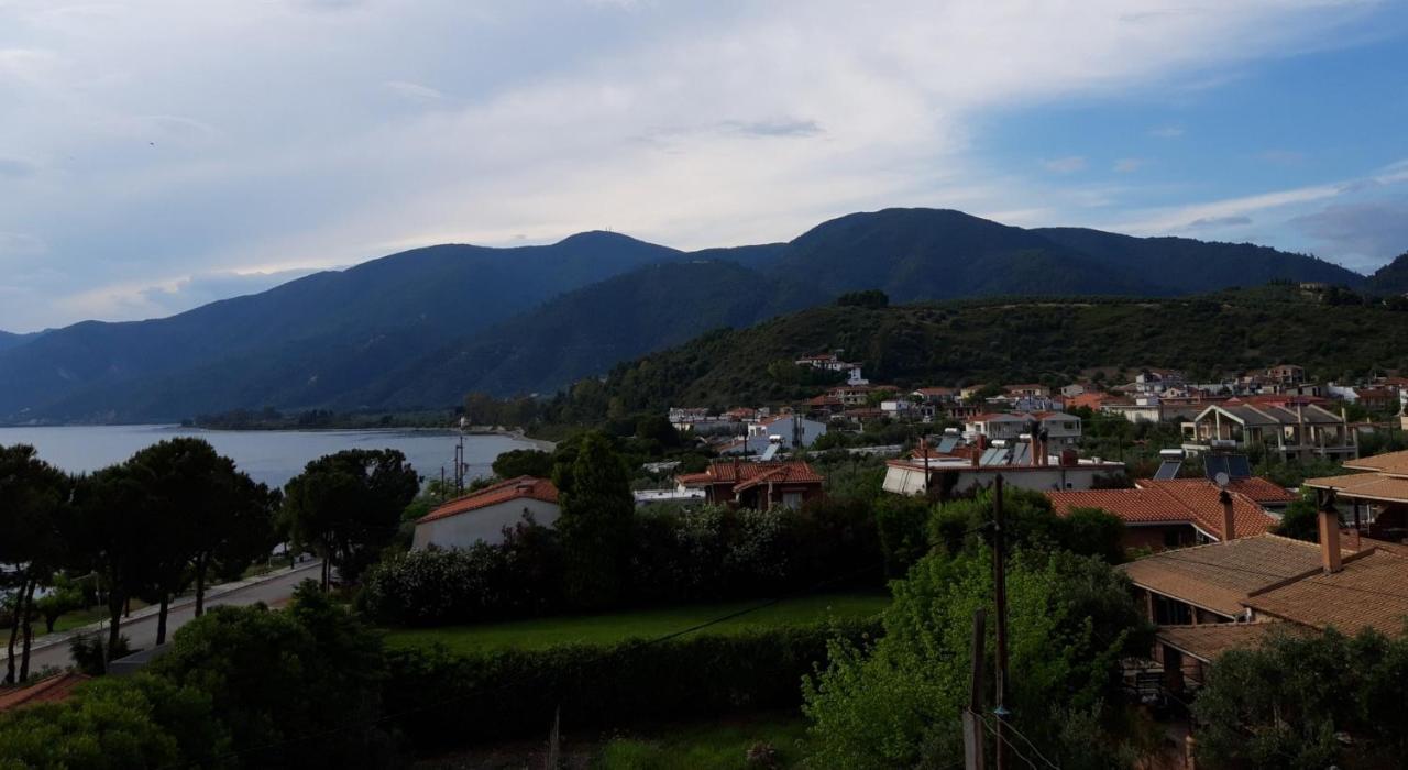 Ενοικιαζόμενα Δωμάτια Γεωργία Σταμούλου 로비에스 외부 사진